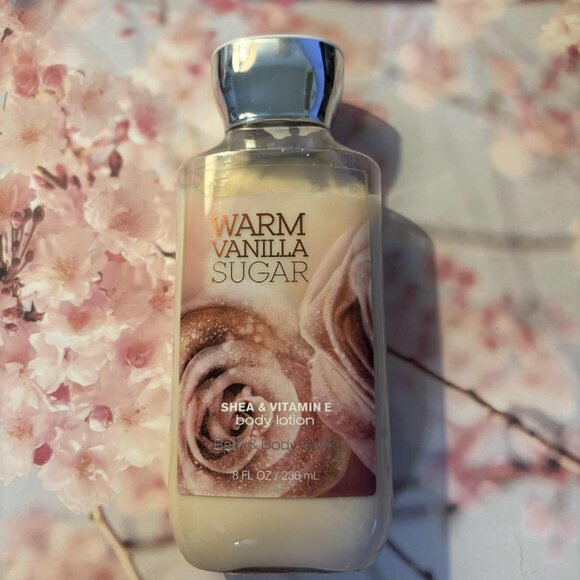 Like New Bath & Body Works Warm Vanilla Sugar Body Lotion Size 8 FL OZ - Picture 1 of 2